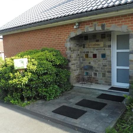 La Lustinoise B&B 외부 사진