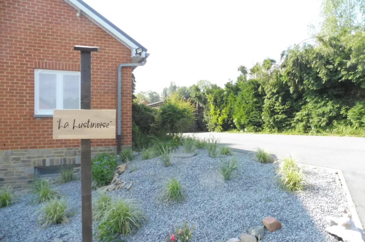 La Lustinoise B&B 외부 사진