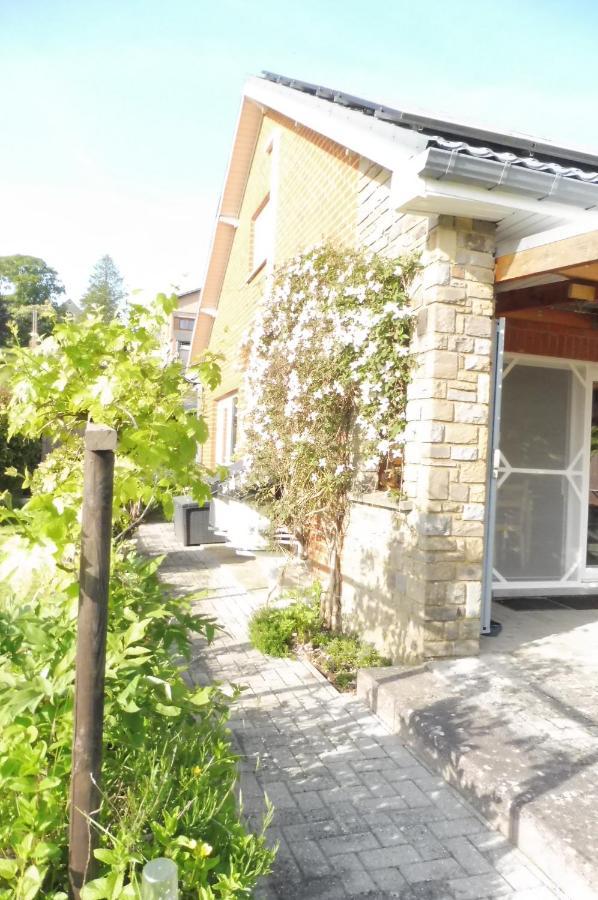 La Lustinoise B&B 외부 사진